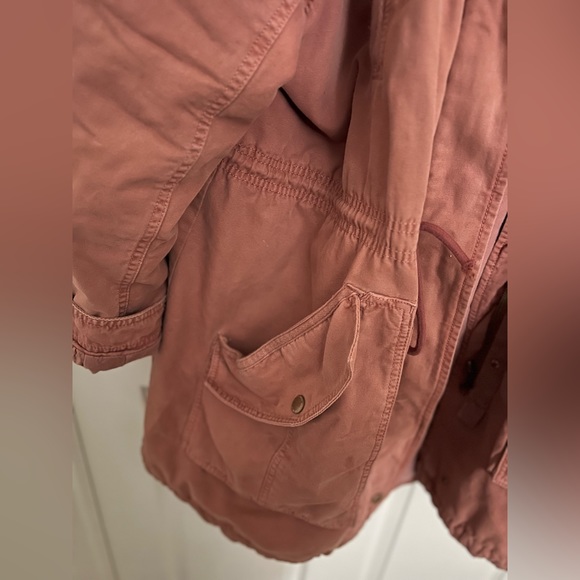 AE Classic Parka EUC - Picture 12 of 12